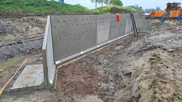 Nieuwe plek voor zwaluwen in Meteren dankzij speciale wanden van Kemper Beton