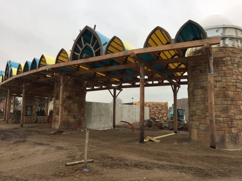 Keerwanden voor attractiepark Toverland
