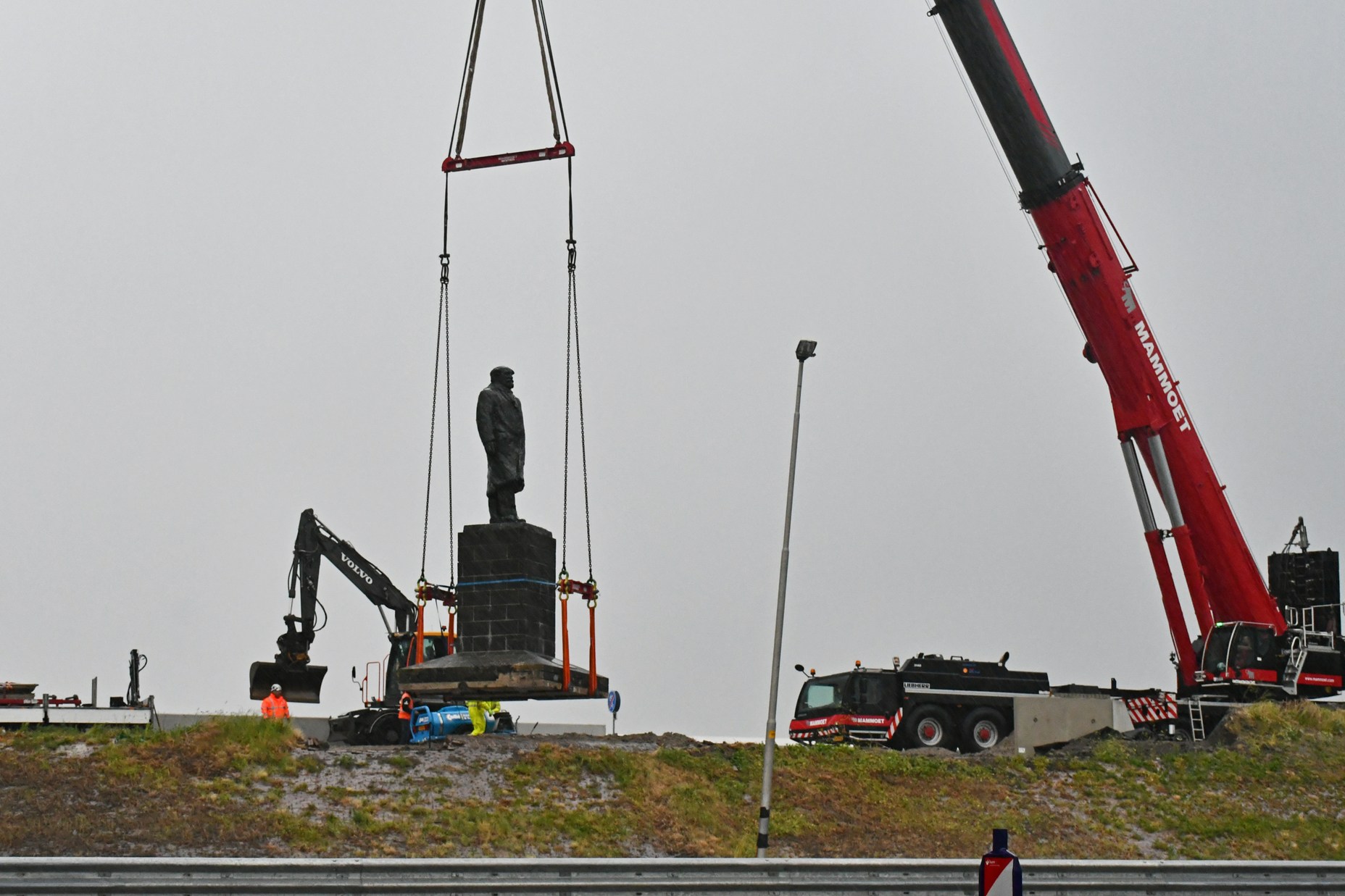 Lely-in-kraan-08 (1)