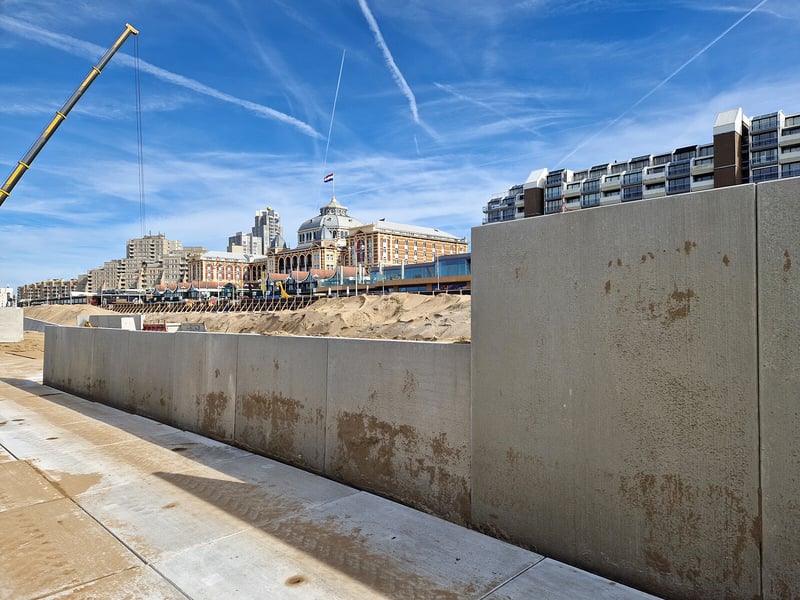 Onze keerwanden bij herinrichting Middenboulevard Scheveningen