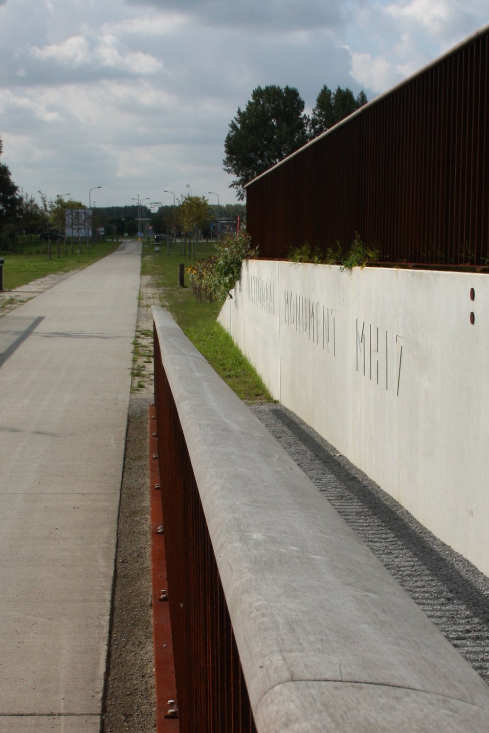 Monument_MH_17_Vijfhuizen_Kemper_20