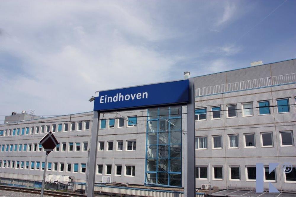 Keerwanden_voor_de_stationsomgeving_Eindhoven_10